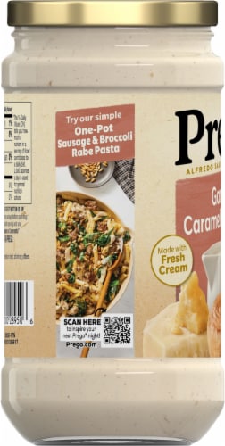 Prego® Garlic & Caramelized Onion Alfredo Sauce Perspective: left