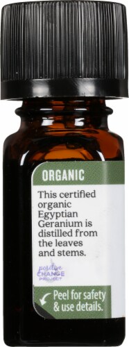 Aura Cacia Orangic Geranium Oil Perspective: left