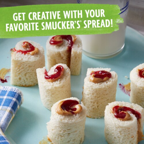 Smucker's Strawberry Preserves Perspective: left