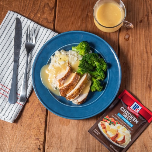 McCormick 30% Less Sodium Chicken Gravy Mix Perspective: left