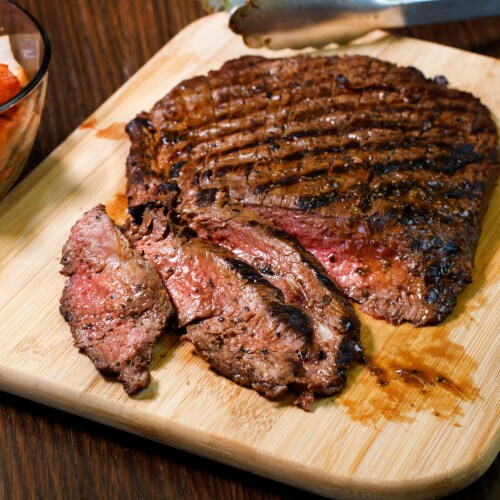 McCormick Grill Mates Montreal Steak Single Use Marinade Perspective: left