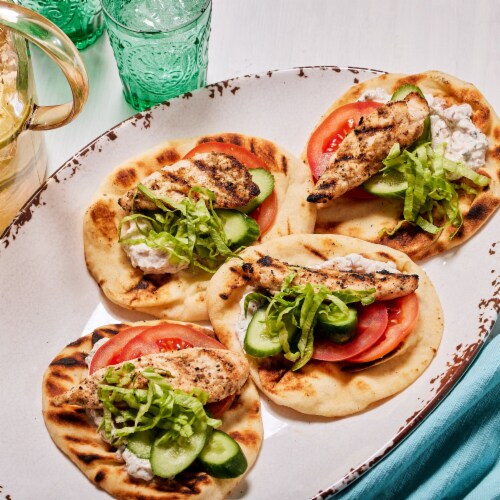 McCormick Shawarma Pita & Garlic Sauce Seasoning & Sauce Duo Perspective: left