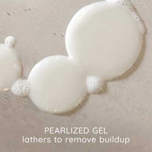 Aveeno Oat Milk Blend Daily Moisture Shampoo Ultra-Hydrating for Dry Damaged Hair Perspective: left