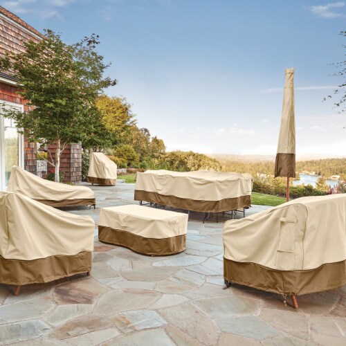 Classic Accessories Veranda Small Spaces Grill Cover, Small (56-306-011501-EC) Perspective: left