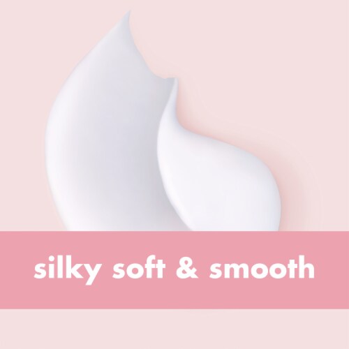 Love Beauty & Planet Silicone-Free Murumuru Butter & Rose Conditioner Perspective: left