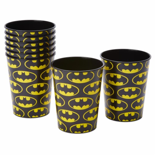 American Greetings Batman Plastic Party Cups Perspective: left