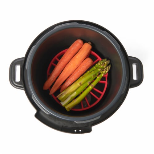 Cuisipro Silicone Dual Trivet, Red Perspective: left