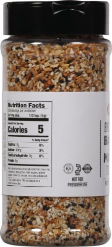 Streit’s® Everything Bagel & Matzo Toppers Perspective: left