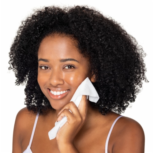 Neutrogena Makeup Remover Cleansing Towelettes Perspective: left