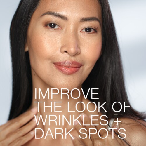 Neutrogena Rapid Wrinkle Repair Retinol Facial Serum, Pro+ Power with Pure Retinol Perspective: left