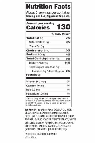 Harvest Snaps® Cracked and Spicy Black Pepper Green Pea Snack Crisps Perspective: left