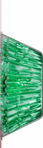 Cake Make Metallic Green Christmas Baking Cups Perspective: left