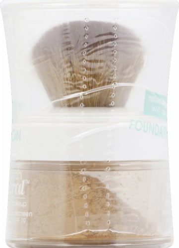 L'Oreal Paris True Match Natural Beige Gentle Mineral Makeup Perspective: left