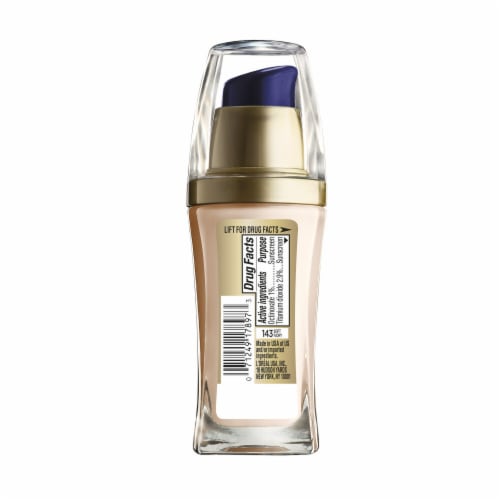 L'Oreal Paris Visible Lift Serum Foundation 143 Soft Ivory Perspective: left