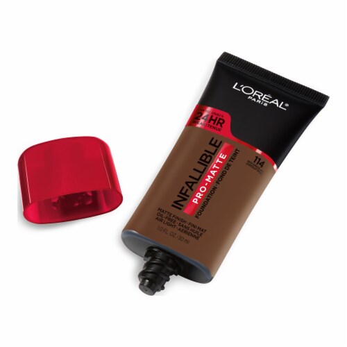 L'Oreal Paris Infallible Pro-Matte Foundation 114 Rich Chocolate Perspective: left