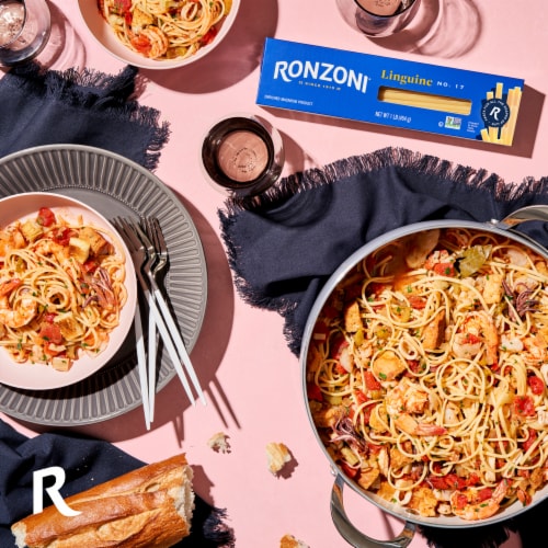 Ronzoni Linguine Non-GMO Long Pasta for a Variety of Dishes Perspective: left