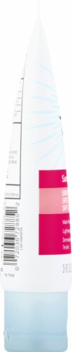 Harris Teeter™ Sheer Touch Sunscreen Lotion SPF 30 Perspective: left