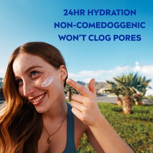 NIVEA Soft Moisturizing Creme Body Perspective: left