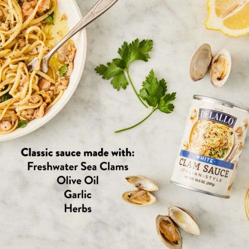 DeLallo® Italian-Style White Clam Sauce Perspective: left