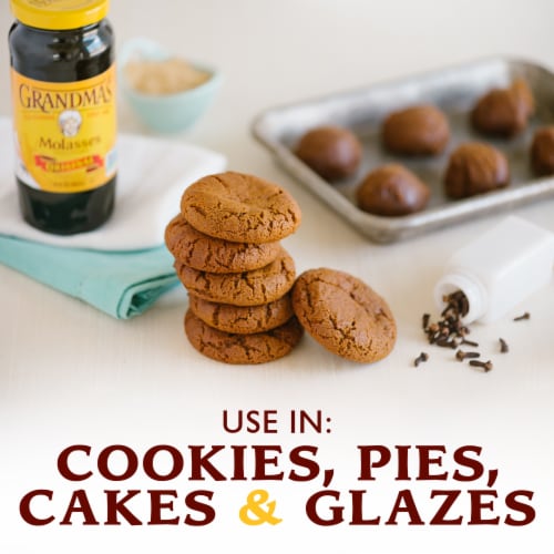 Grandma's Original Molasses, Gluten-Free, Non-GMO Perspective: left