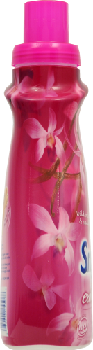 Snuggle Wild Orchid & Vanilla Fabric Softener Perspective: left