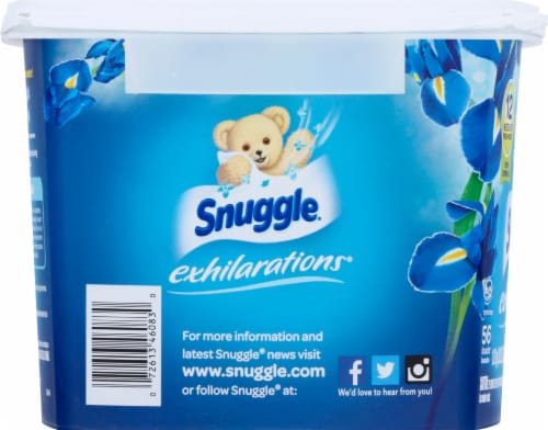Snuggle® Scent Boosters Blue Iris Bliss Concentrated Scent Pacs Perspective: left