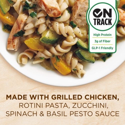 Healthy Choice Cafe Steamers Grilled Chicken Pesto With Vegetables Frozen Meal Perspective: left