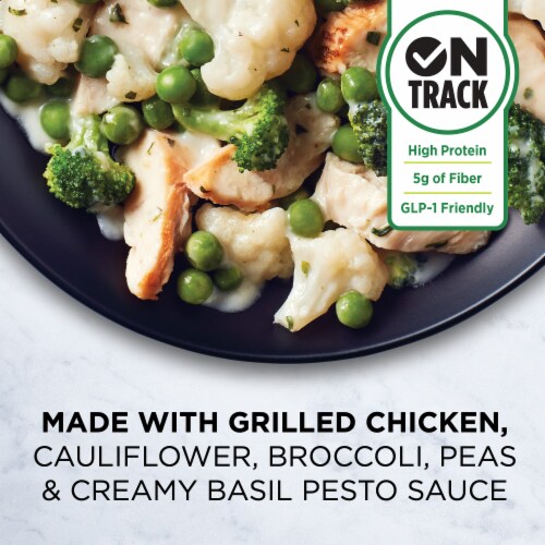 Healthy Choice Simply Steamers Grilled Chicken Pesto & Vegetables Frozen Meal Perspective: left