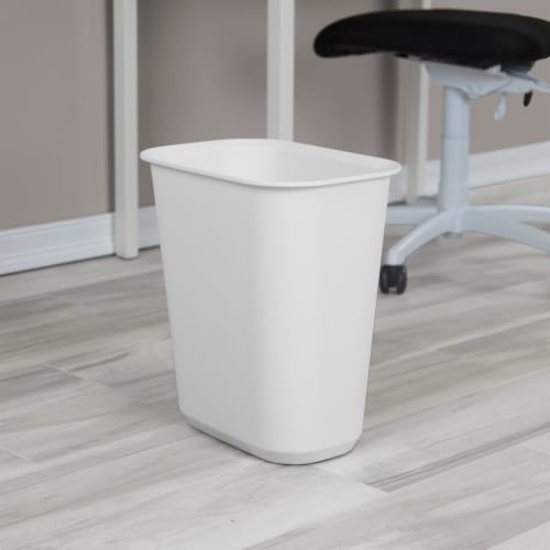 Sterilite 5.5 Gallon Rectangular Wastebasket Perspective: left
