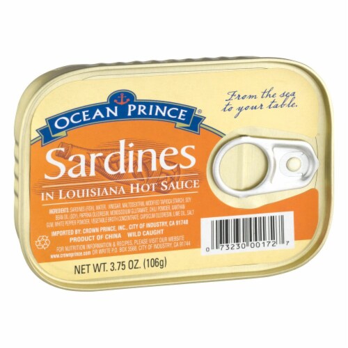 Ocean Prince Sardines in Louisiana Hot Sauce Perspective: left
