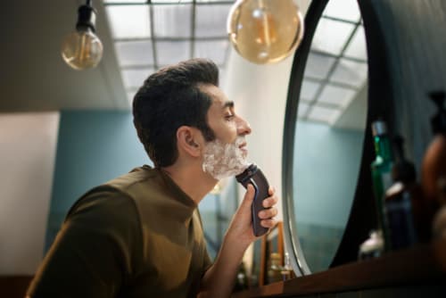 Philips Norelco 3600 Electric Shaver Perspective: left