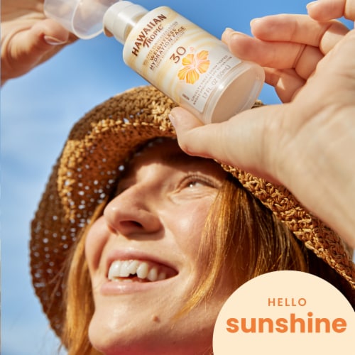 Hawaiian Tropic Weightless Hydration Face Sunscreen Lotion SPF 30 Oil Free 12hr Moisturization Perspective: left