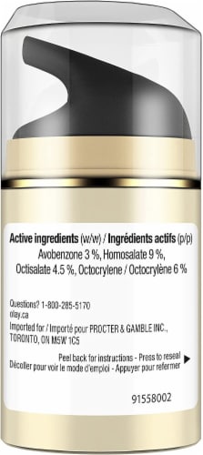 Olay Total Effects Facial Moisturizer 7-in-1 Cream SPF 30 Perspective: left