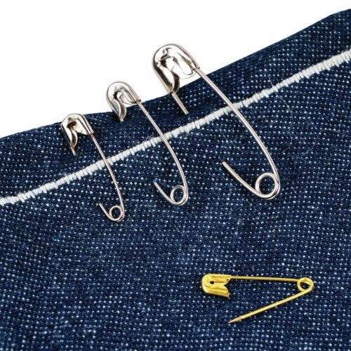 SINGER® Assorted Safety Pins Perspective: left