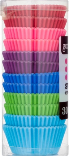 Sweet Creations by GoodCook® Cupcake Papers Perspective: left