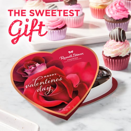 RUSSELL STOVER Valentine's Day Romantic Roses Assorted Milk & Dark Chocolate Heart Gift Box Perspective: left