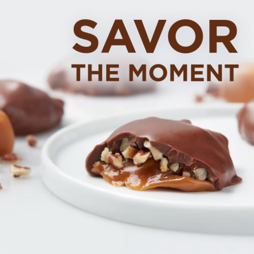 RUSSELL STOVER Pecan Delights Milk Chocolate Candy Gift Box Perspective: left