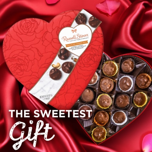 RUSSELL STOVER Valentine's Day Milk Chocolate Covered Nuts Fabric Heart Candy Gift Box Perspective: left