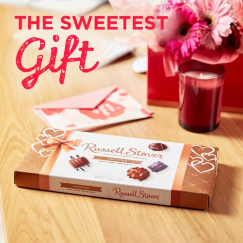 RUSSELL STOVER Valentine's Day Assorted Milk & Dark Chocolate Candy Gift Box Perspective: left