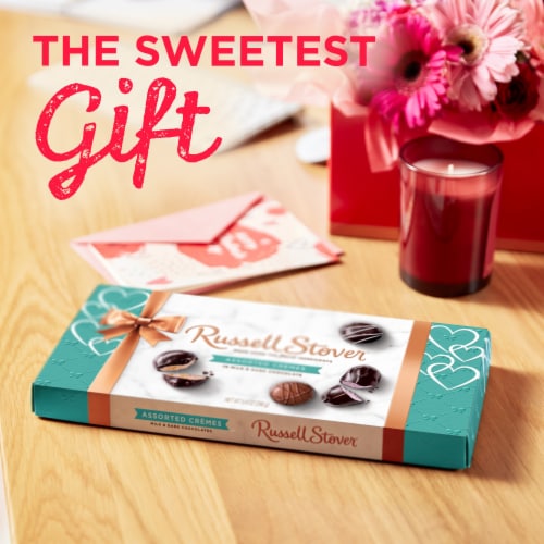 RUSSELL STOVER Valentine's Day Assorted Crèmes in Milk & Dark Chocolate Candy Gift Box Perspective: left