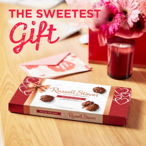 RUSSELL STOVER Valentine's Day Milk Chocolate Pecan Delights Gift Box Perspective: left