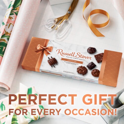 RUSSELL STOVER Assorted Milk & Dark Chocolate Gift Box Perspective: left