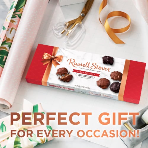 RUSSELL STOVER Pecan Delights Milk & Dark Chocolate WOW Gift Box Perspective: left