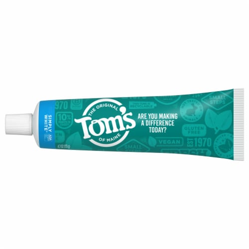 Tom's of Maine Natural Simply White Fluoride Toothpaste Clean Mint Perspective: left