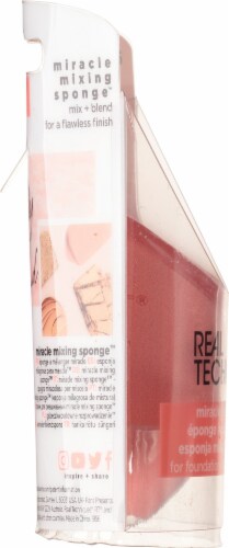 Real Techniques® Miracle Mixing Sponge Perspective: left