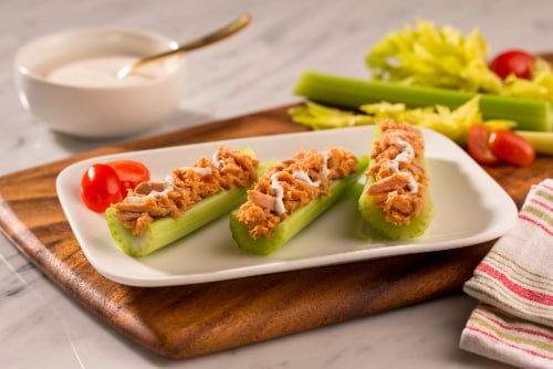 StarKist® Tuna Creations Bold Hot Buffalo Style Seasoned Tuna Pouch Perspective: left