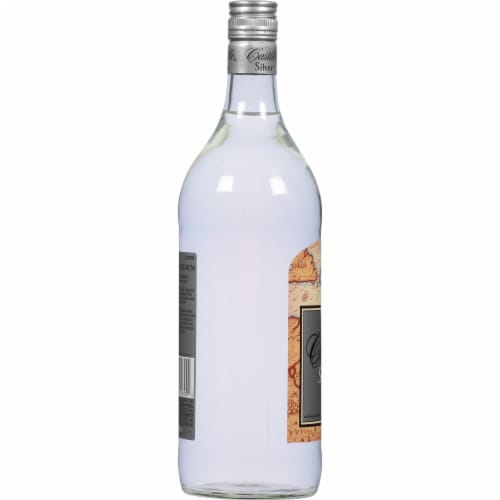 Castillo® Silver White Rum Perspective: left