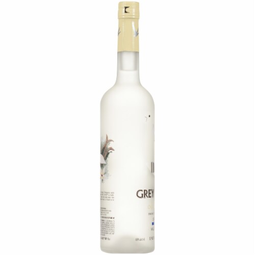 Grey Goose La Vanille Vodka Perspective: left