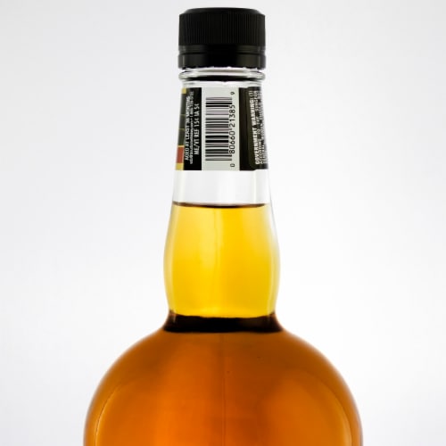 Very Old Barton Kentucky Straight Bourbon Whiskey Bourbon Perspective: left