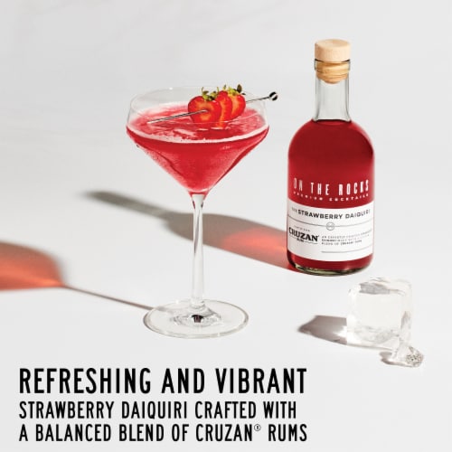 On the Rocks Cruzan Strawberry Daiquiri Perspective: left